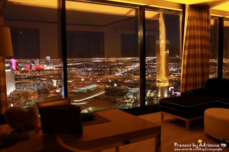 1367760977 2657558052