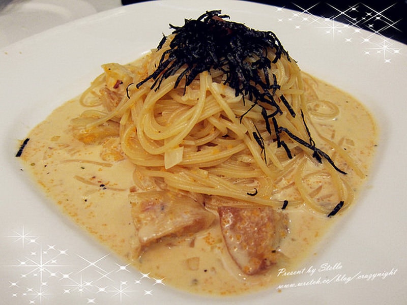 1367682704 2080618709