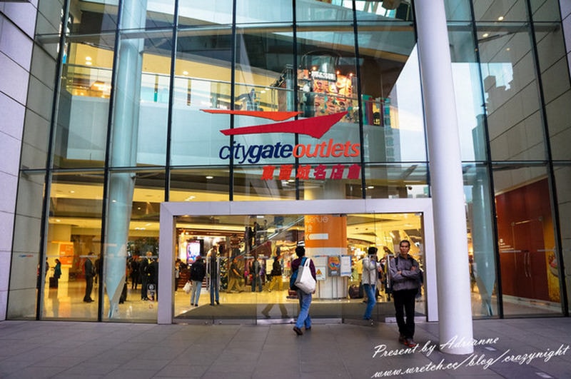 1367668381 1640736841