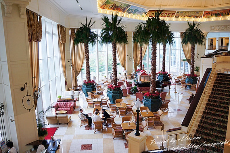 1367658985 2254342033