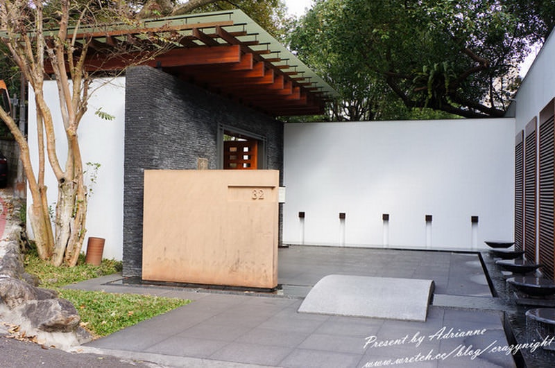 1367657632 1974717780