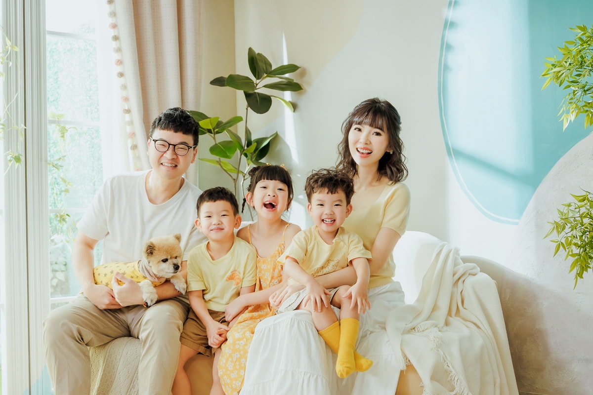 【團購】BabyPure寶寶寫真及全家福 三種團購方案最高現省$4140 (至3/23 23:59止 ) 一年一團別錯過