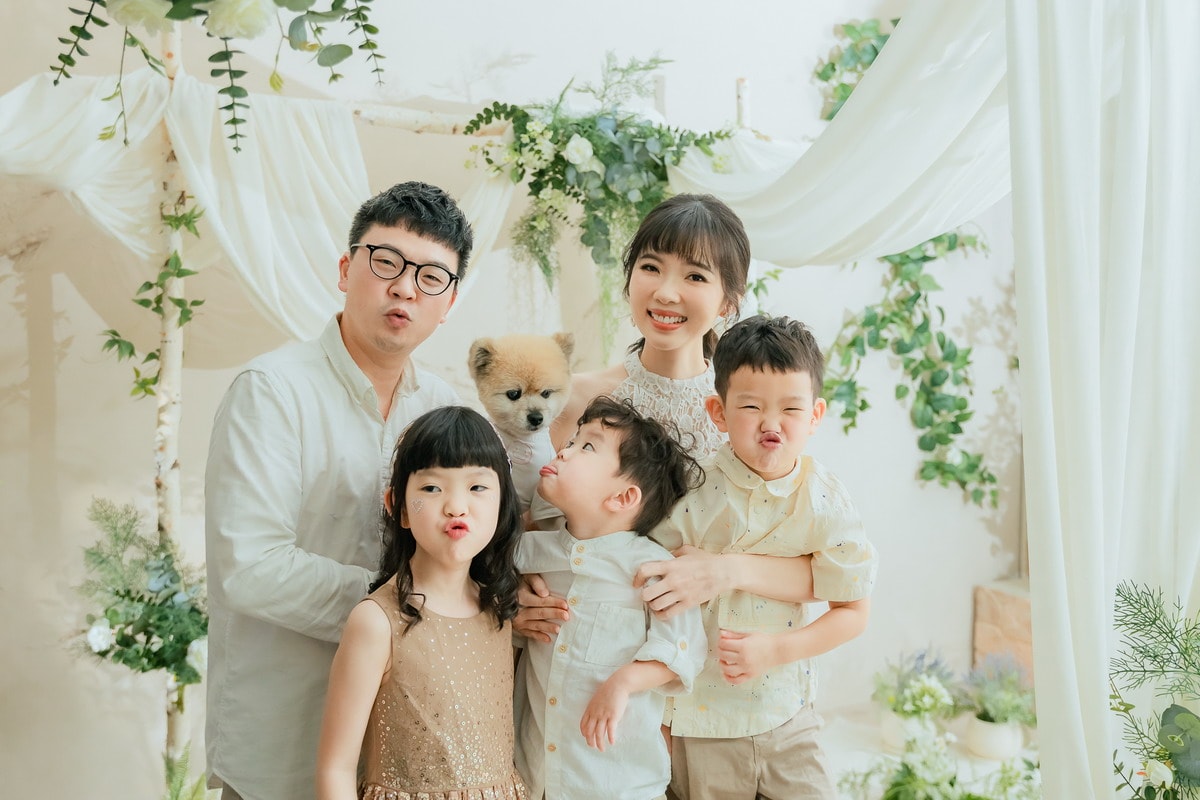 【團購】BabyPure寶寶寫真及全家福 三種團購方案最高現省$4140 (至3/23 23:59止 ) 一年一團別錯過
