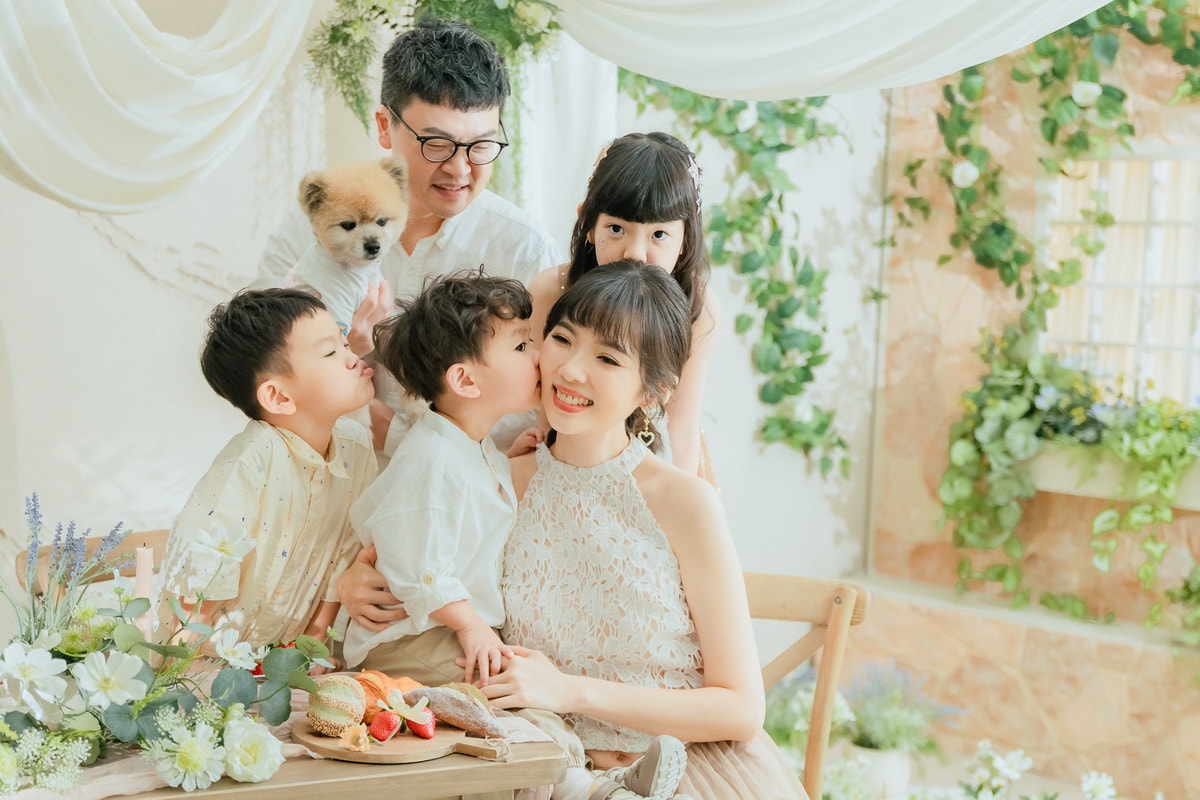 【團購】BabyPure寶寶寫真及全家福 三種團購方案最高現省$4140 (至3/23 23:59止 ) 一年一團別錯過