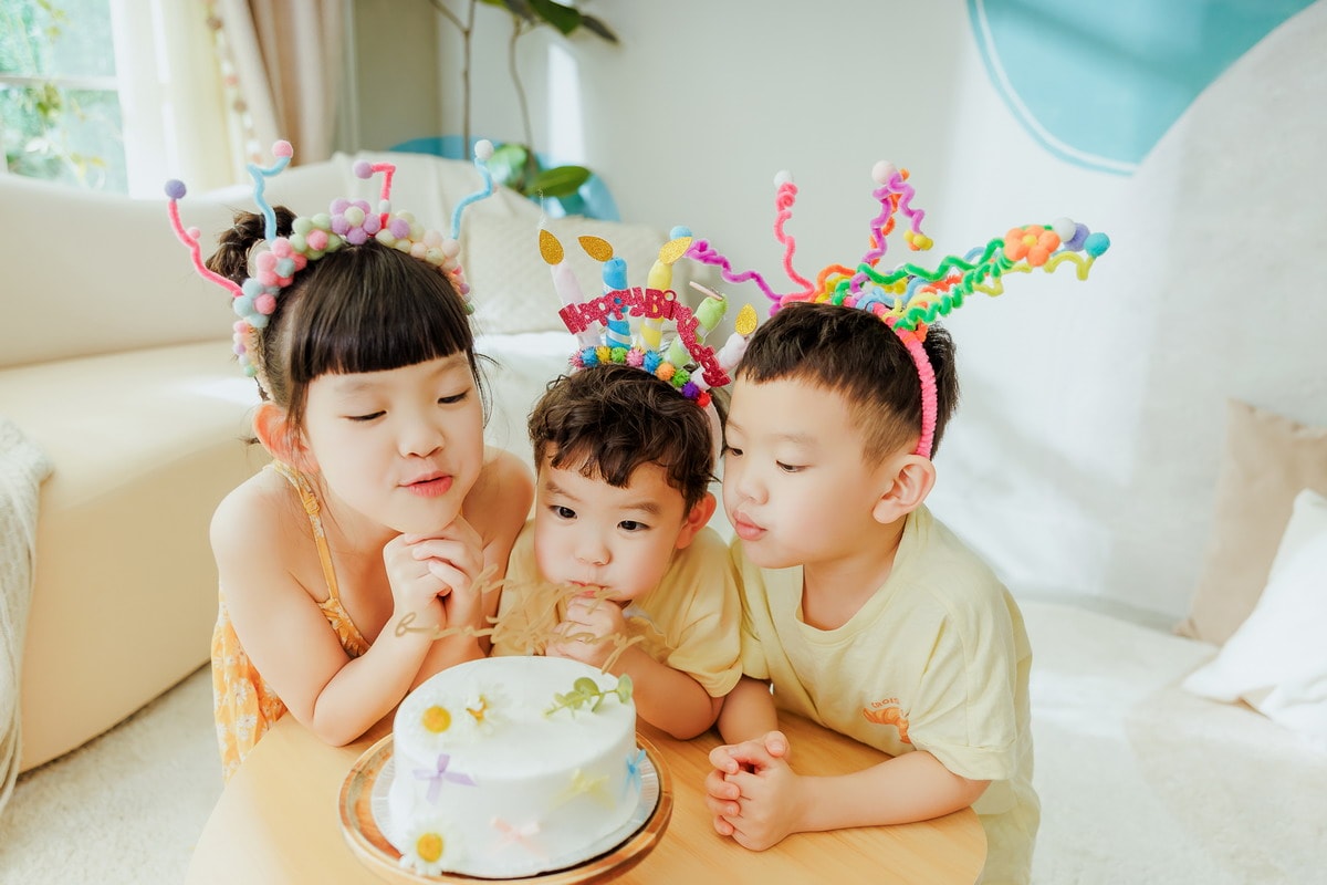 【團購】BabyPure寶寶寫真及全家福 三種團購方案最高現省$4140 (至3/23 23:59止 ) 一年一團別錯過