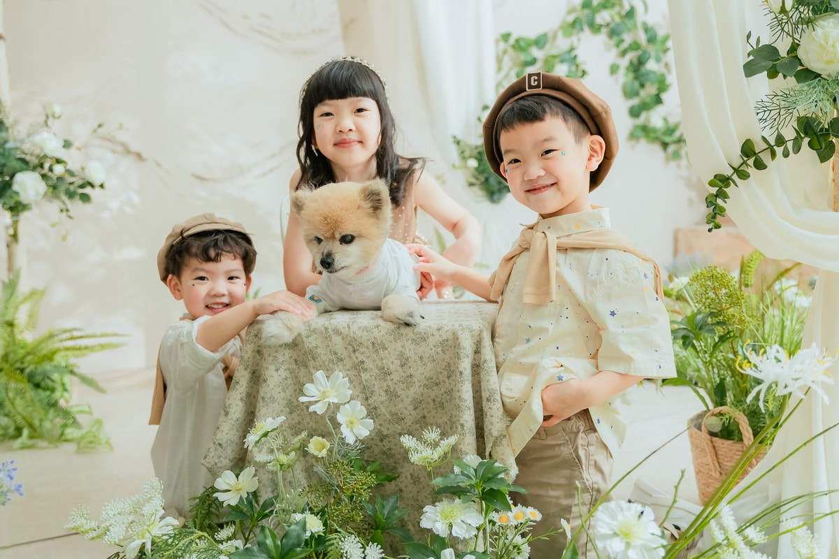 【團購】BabyPure寶寶寫真及全家福 三種團購方案最高現省$4140 (至3/23 23:59止 ) 一年一團別錯過