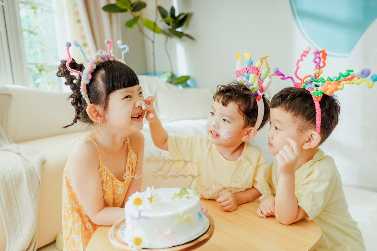 【團購】BabyPure寶寶寫真及全家福 三種團購方案最高現省$4140 (至3/23 23:59止 ) 一年一團別錯過
