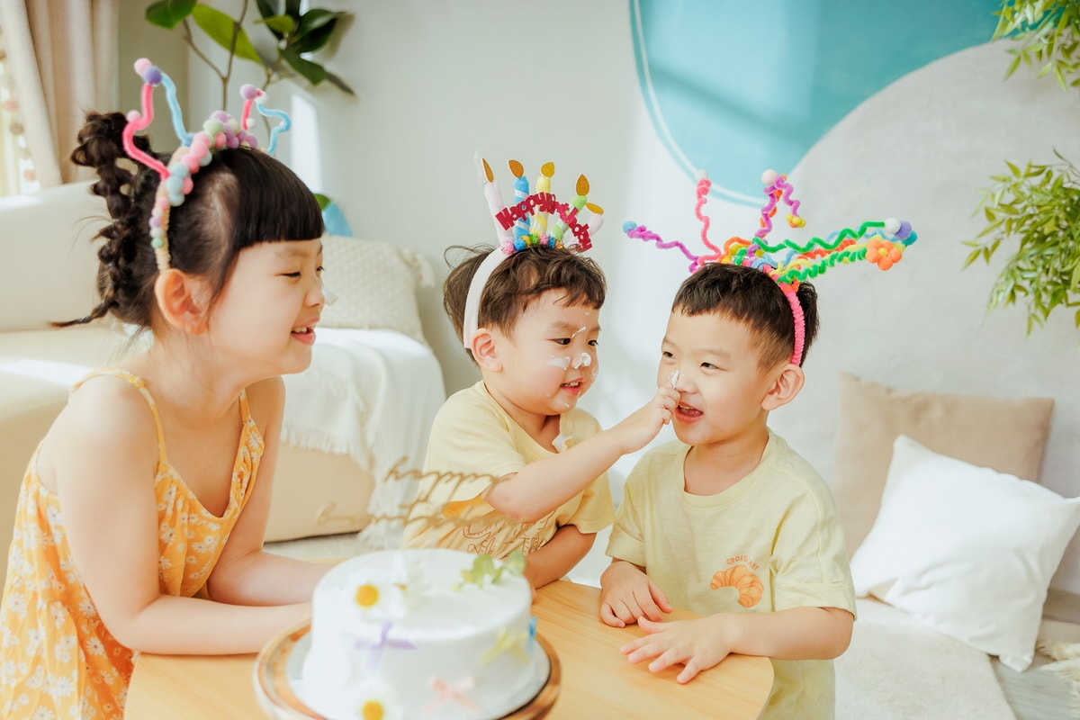 【團購】BabyPure寶寶寫真及全家福 三種團購方案最高現省$4140 (至3/23 23:59止 ) 一年一團別錯過