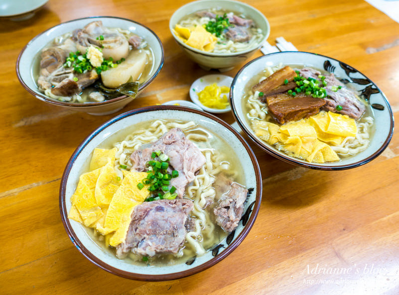 【沖繩必吃美食】入口即化的慢燉豬軟骨蕎麥麵 浜屋そば沖繩麵