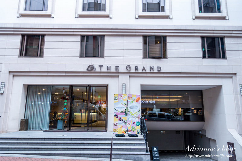 【首爾住宿推薦】(424)明洞站－明洞大飯店(The Grand Hotel Myeongdong) 明洞商圈內/每週五有Happy Hour/地理位置極佳/離地鐵步行兩分鐘/機場巴士直達/內有地圖