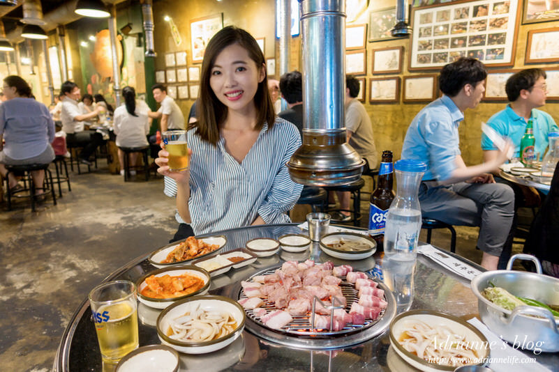 【首爾美食推薦】(238/622)合井站－濟州島產豬肉烤肉店제주돈사돈合井站店，我心中首爾排名第一的烤肉店(內有地圖)