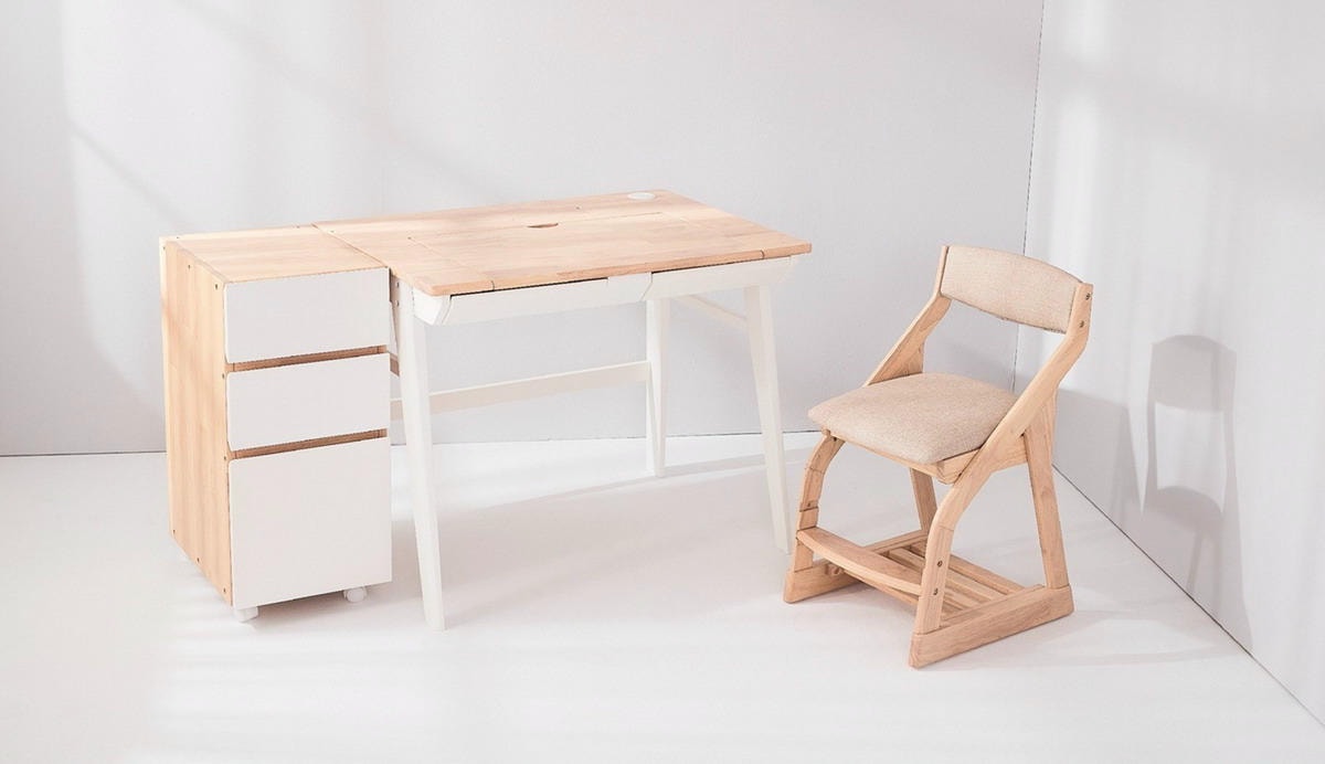 【團購】安全無毒MesaSilla幼兒成長實木家具/CALLA成長系列/護眼檯燈/澳洲BunnyTickles沙發 (下次開團 )