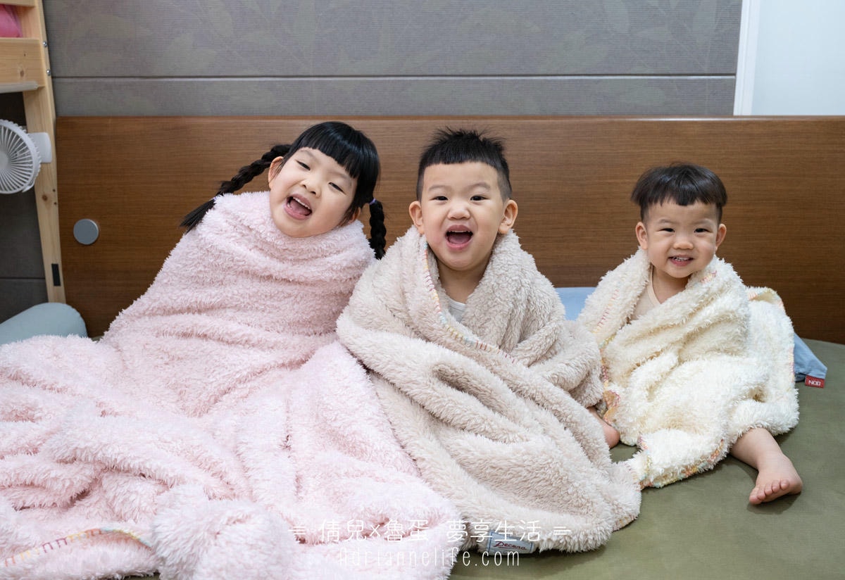 【團購】加拿大Jan & Jul 防風防水保暖外套!早鳥優惠現省200 前50下單再送圍脖! (下次開團 12/27) - 第88張圖 【團購】加拿大Jan & Jul 防風防水保暖外套!早鳥優惠現省200 前50下單再送圍脖! (下次開團 12/27)